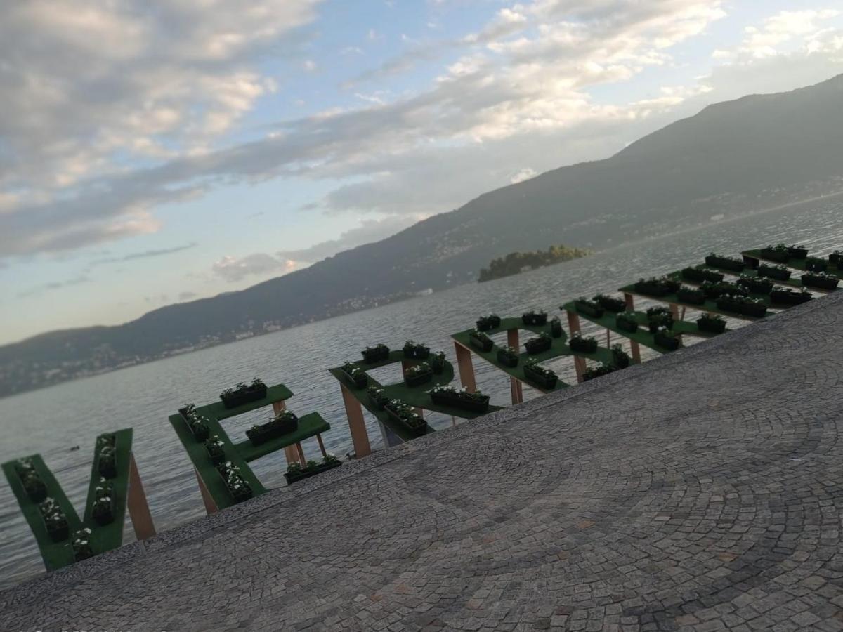 C'Era Una Volta Verbania イントラ エクステリア 写真